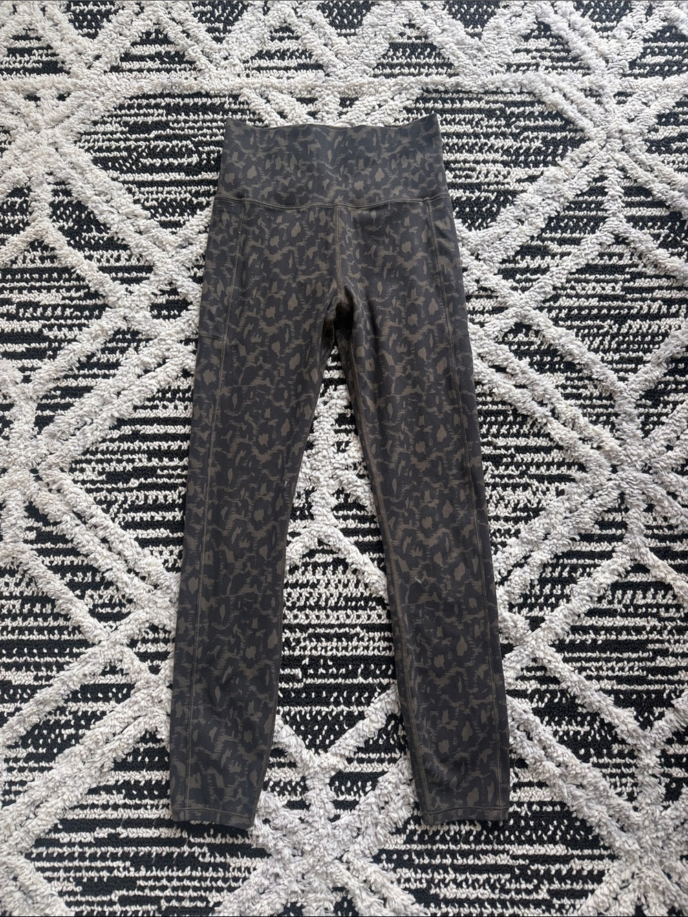 Vuori Studio pocket leggings